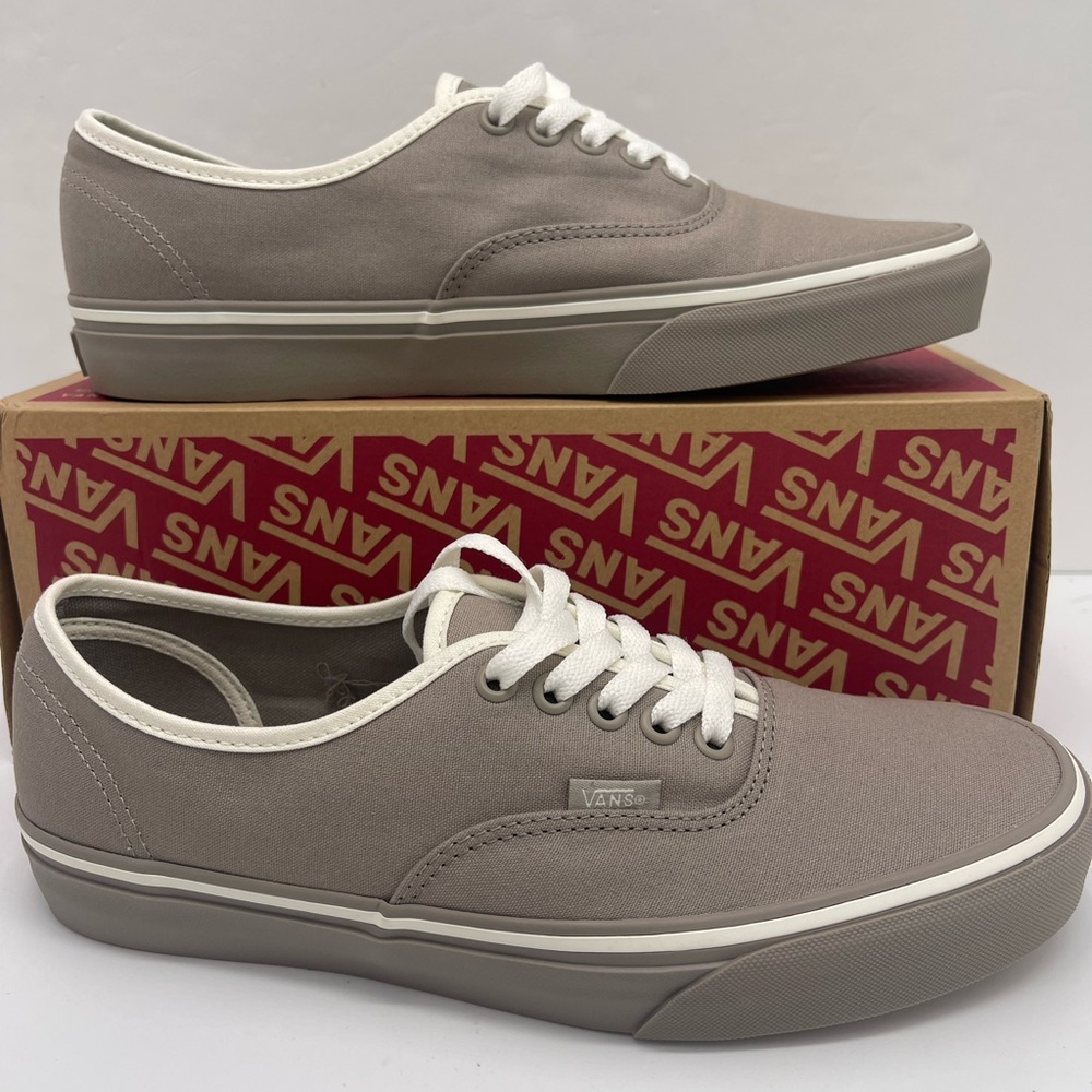 Vans WMNS Authentic
Pop Gray Sneakers 
VN000BW5BGF

Lifestyle, Original Icon
